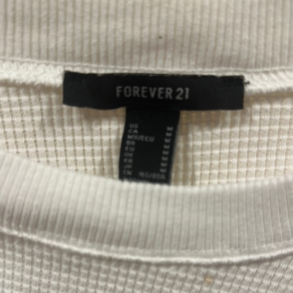 Stylish White Waffle Knit Top - Picture 3 of 4